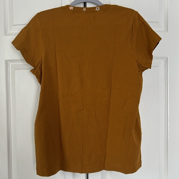 Rivet & Thread Daisy Embroidered Vintage Tee - Picture 8 of 8